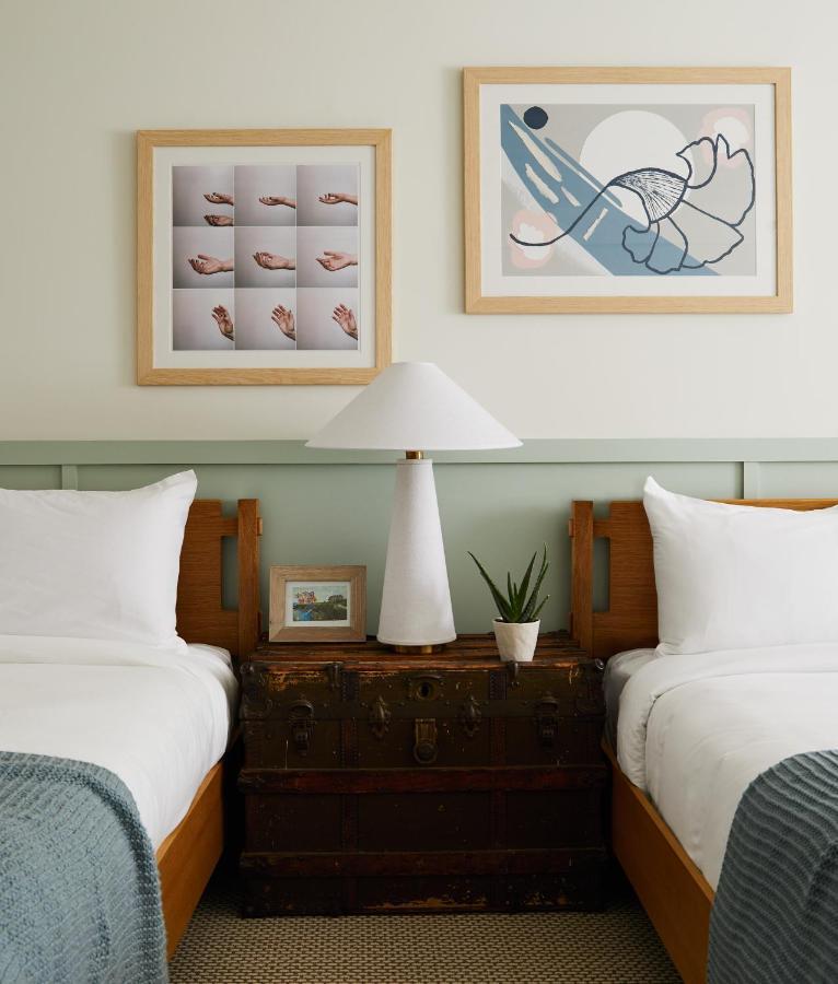 Wayfinder Newport Hotel Eksteriør billede